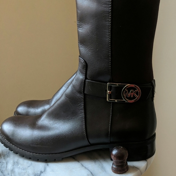Michael Kors leather boots - Picture 2 of 8